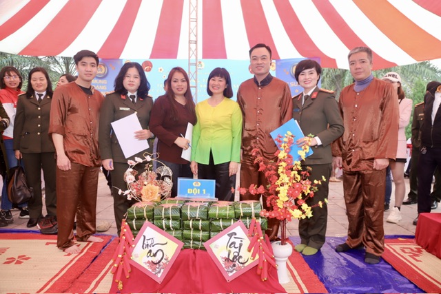 Công đoàn CATP sôi nổi tham gia Chương trình Tết sum vầy - Xuân chia sẻ do Công đoàn CAND tổ chức 